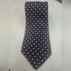 VINTAGE Designer BURBERRYS of London Blue Floral ALL Silk Tie (Burberry)